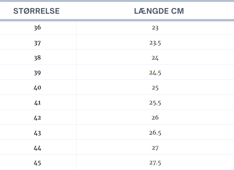Moderigtige sandaler med bred rem og spænde